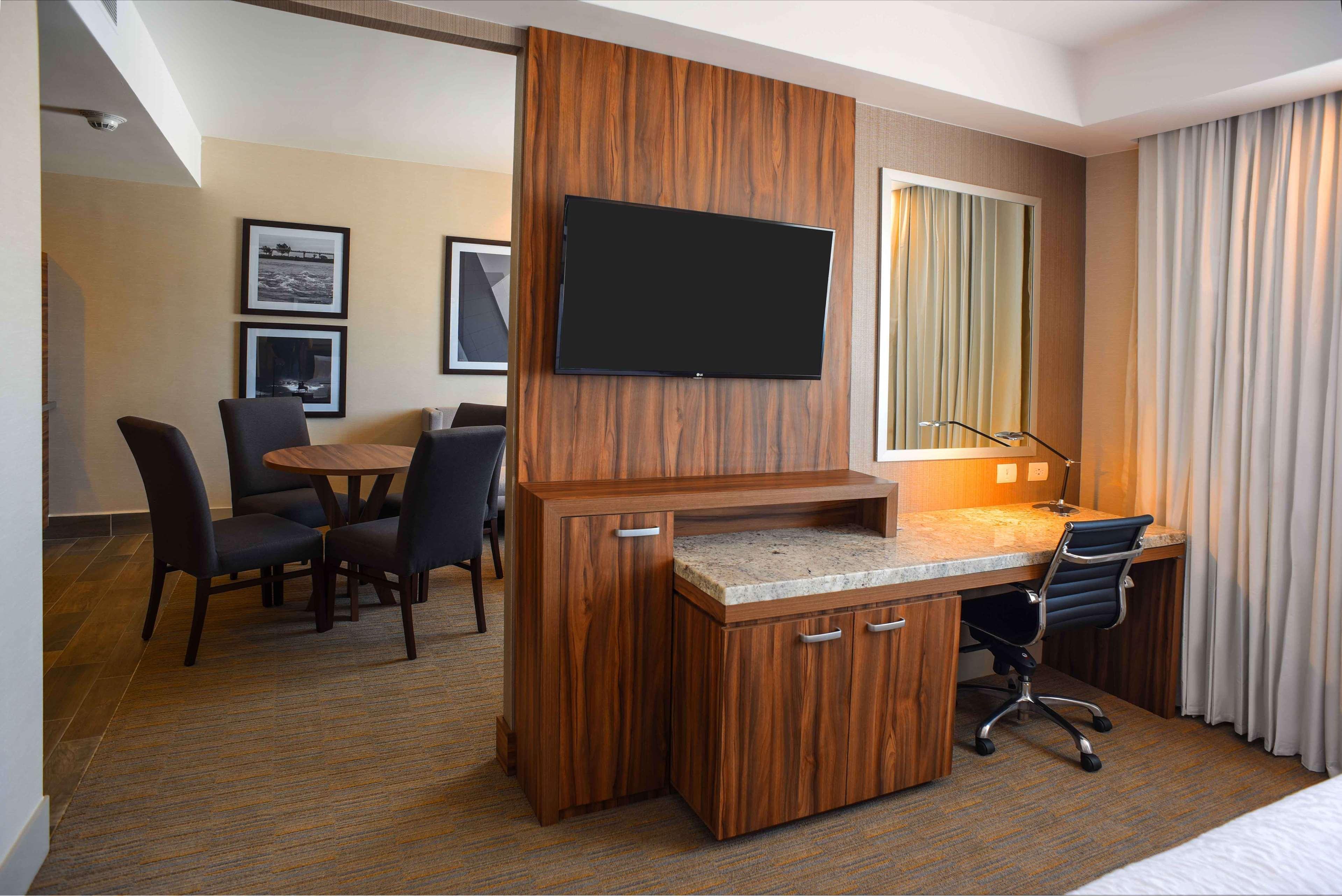 Hampton Inn Piedras Negras Extérieur photo