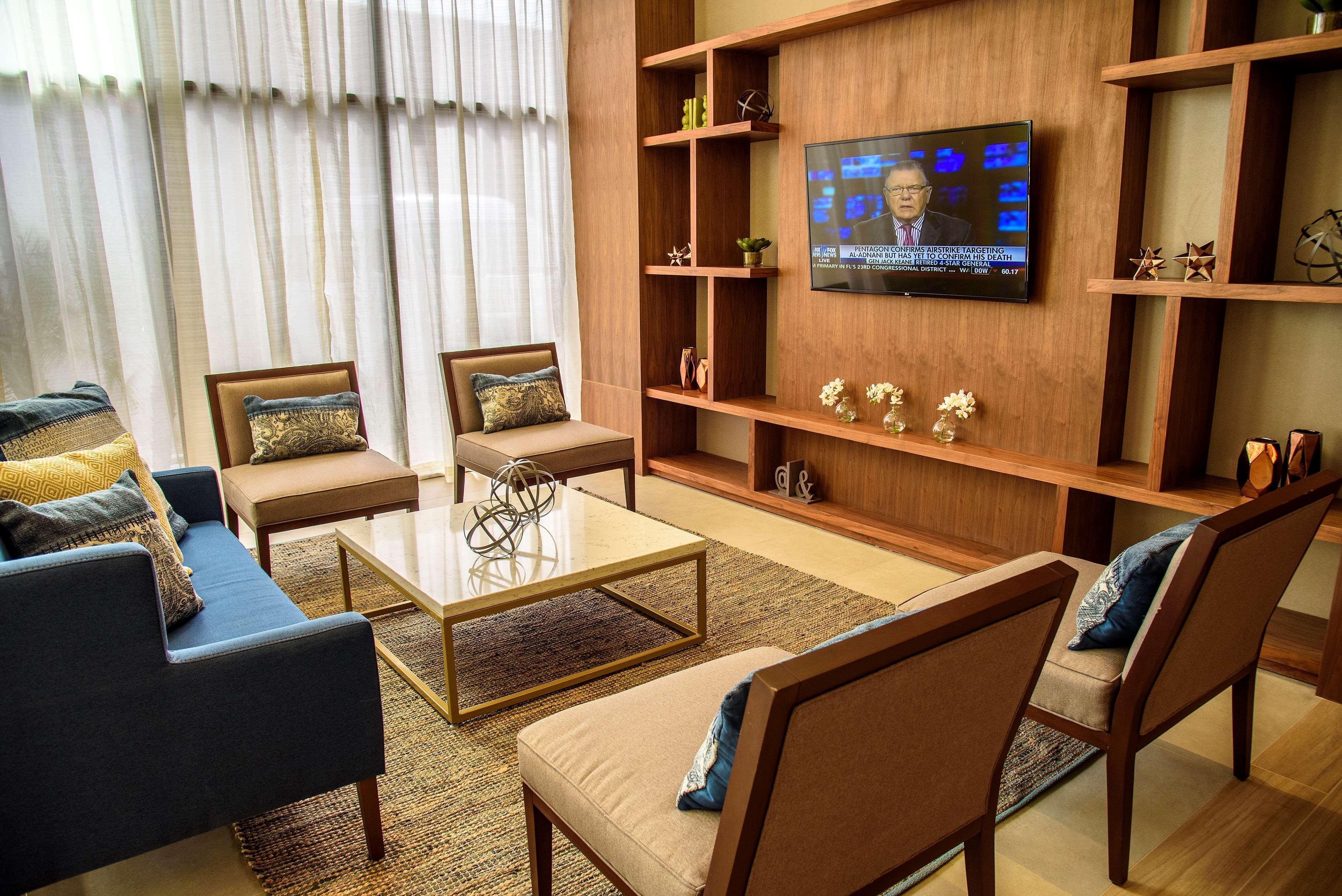 Hampton Inn Piedras Negras Extérieur photo