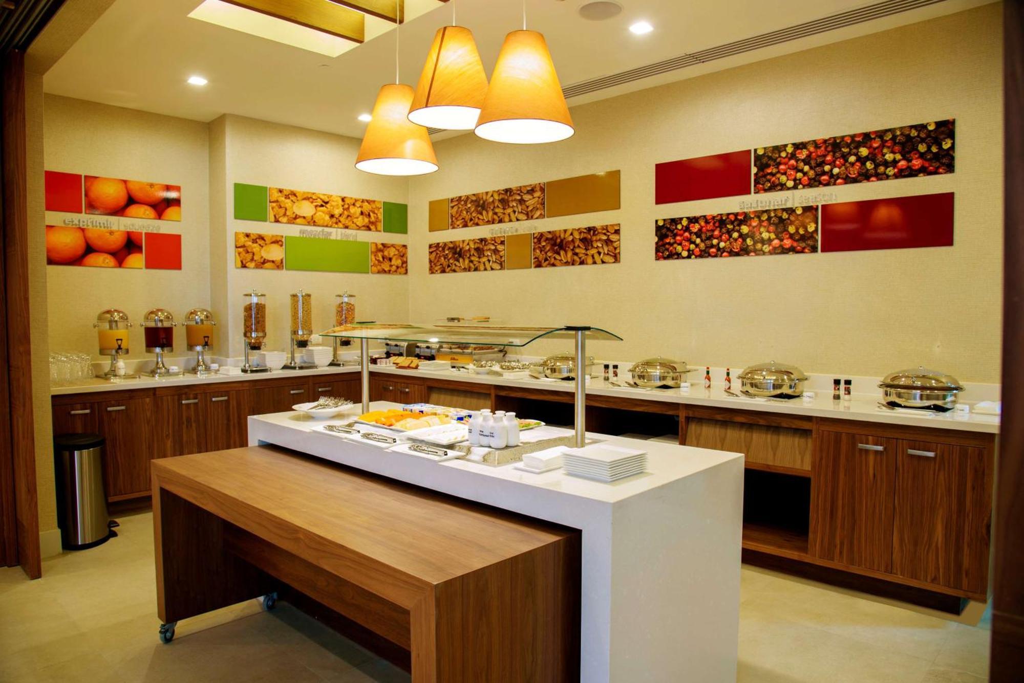 Hampton Inn Piedras Negras Extérieur photo
